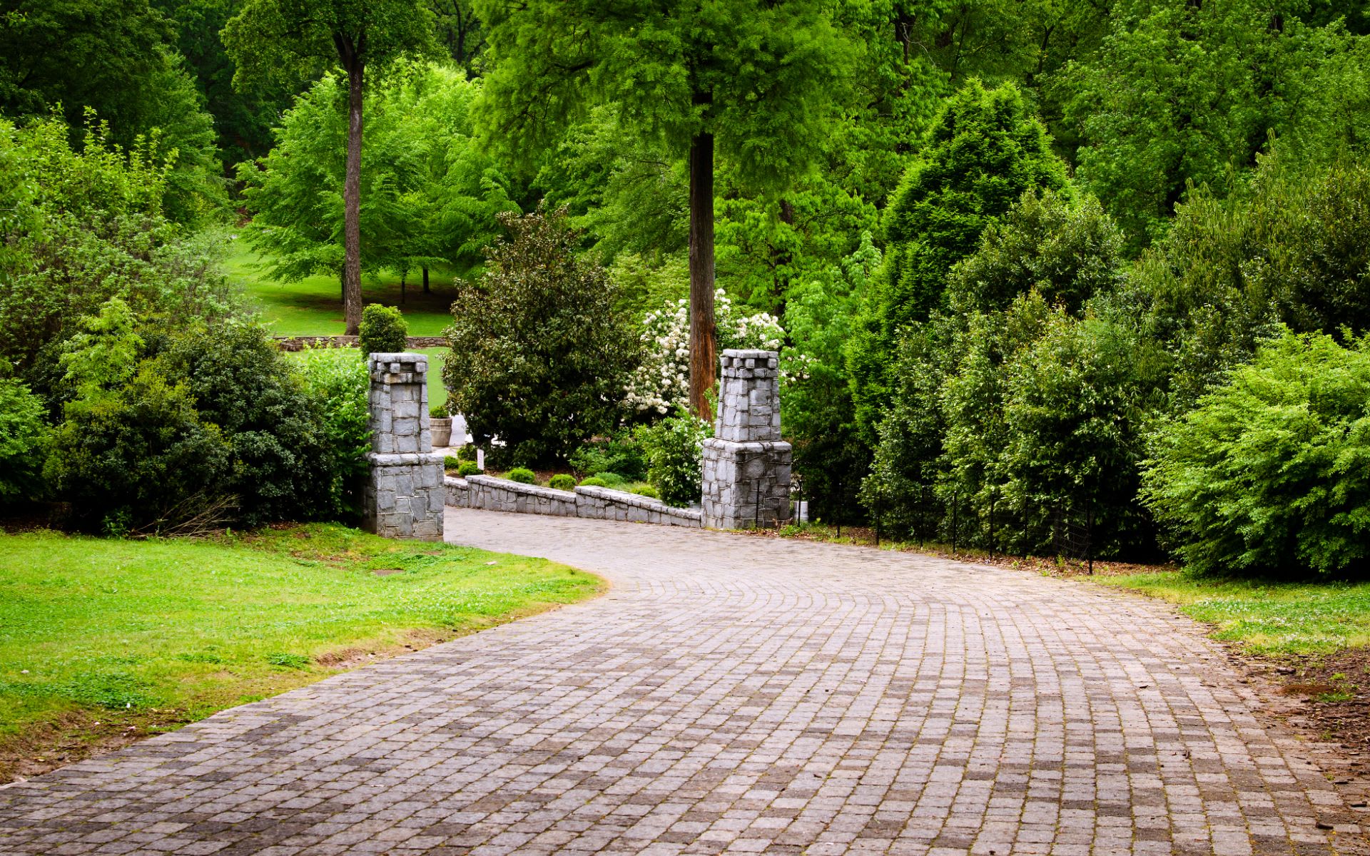 Grant Park entrance path